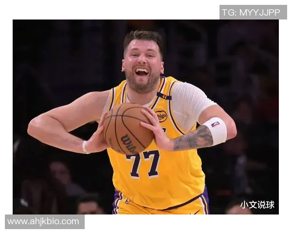 突发!东契奇宣布将离队,球迷不舍告别 突发!东契奇宣布将离队,球迷不舍告别