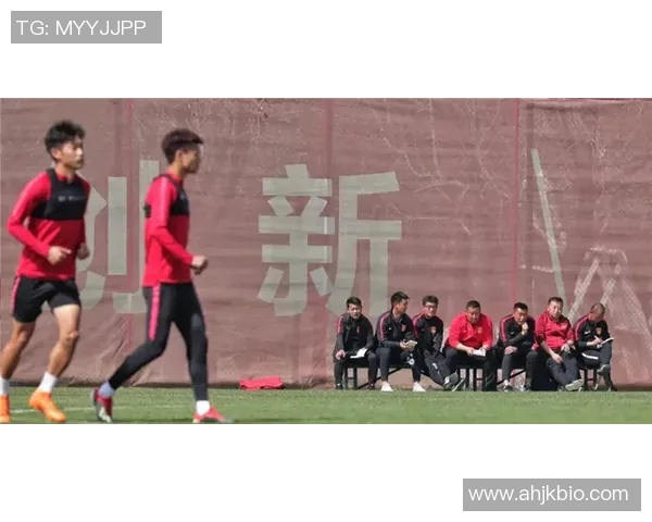 战术革新！新教练如何激活总决赛？