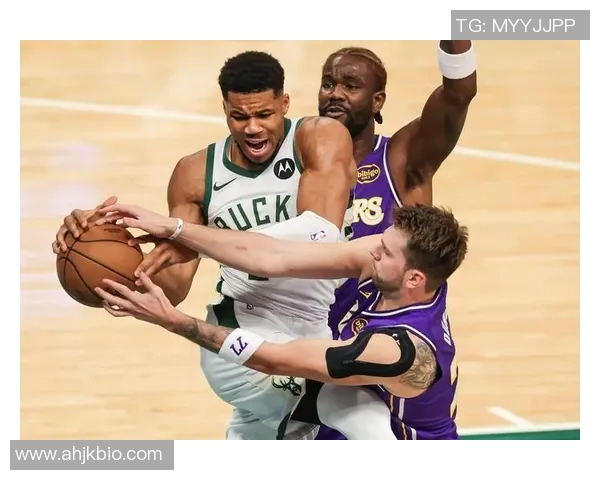 NBA赛季关键比赛回顾及球员表现 NBA赛季关键比赛回顾及球员表现